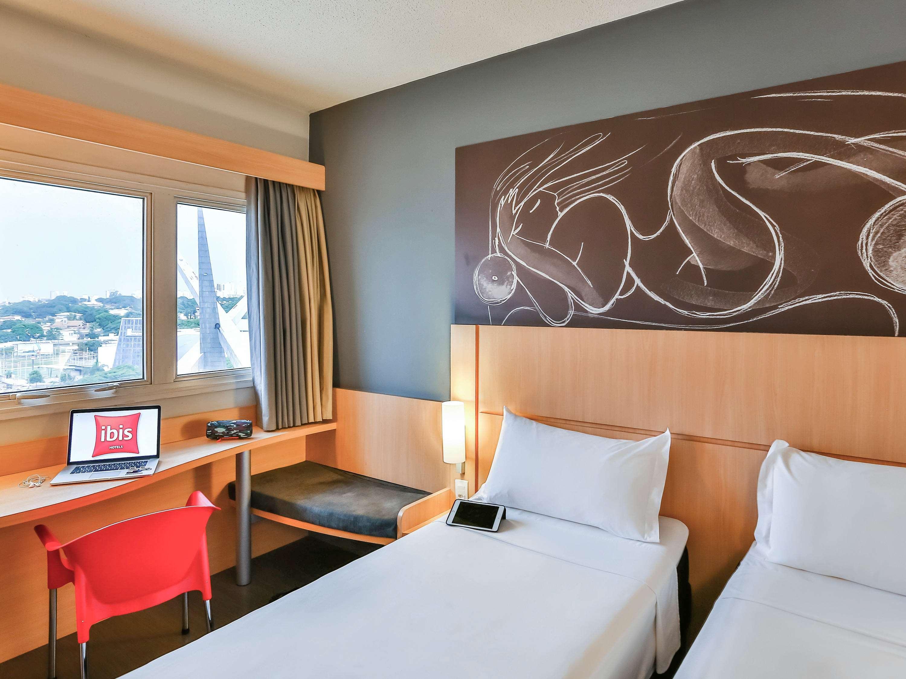 Ibis Goiania Hotel Exterior photo