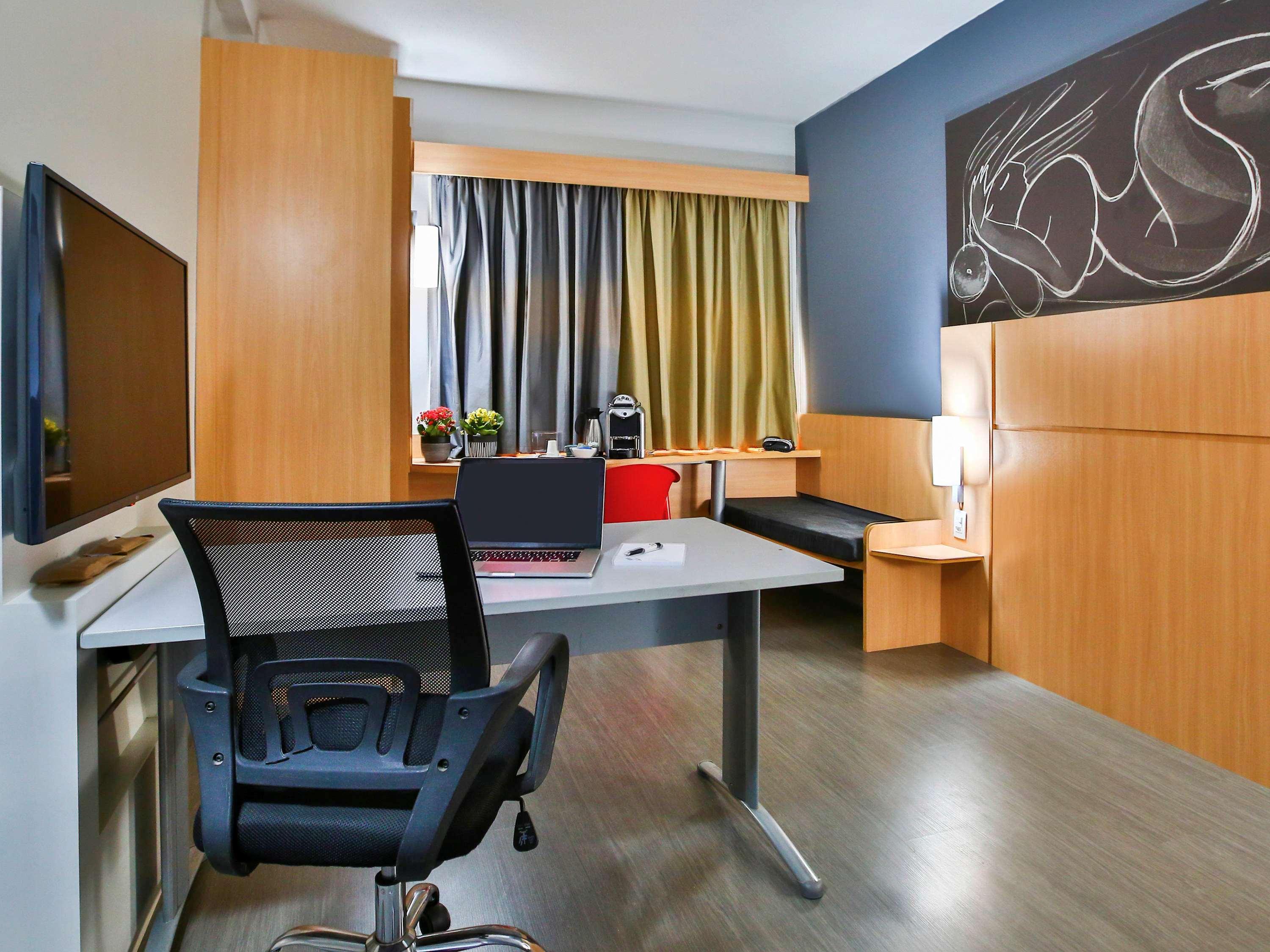 Ibis Goiania Hotel Exterior photo