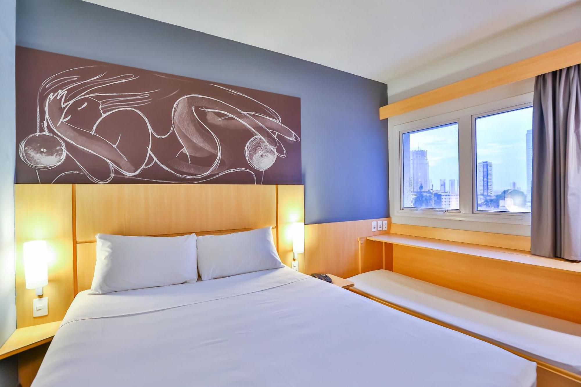 Ibis Goiania Hotel Room photo