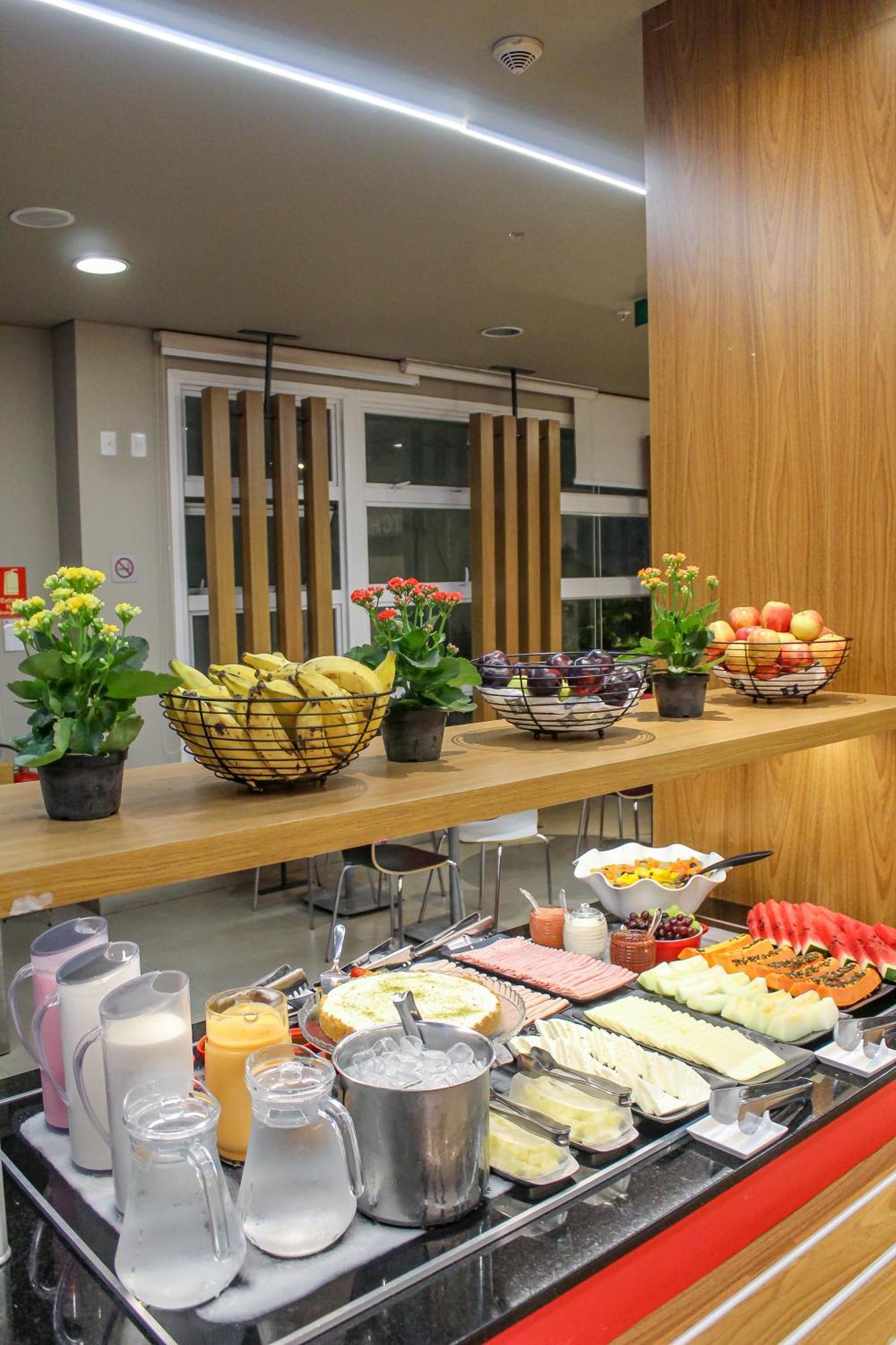 Ibis Goiania Hotel Exterior photo